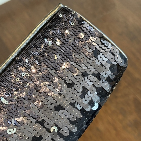 Miu Miu Sequin Wristlet clutch - Picture 8 of 8